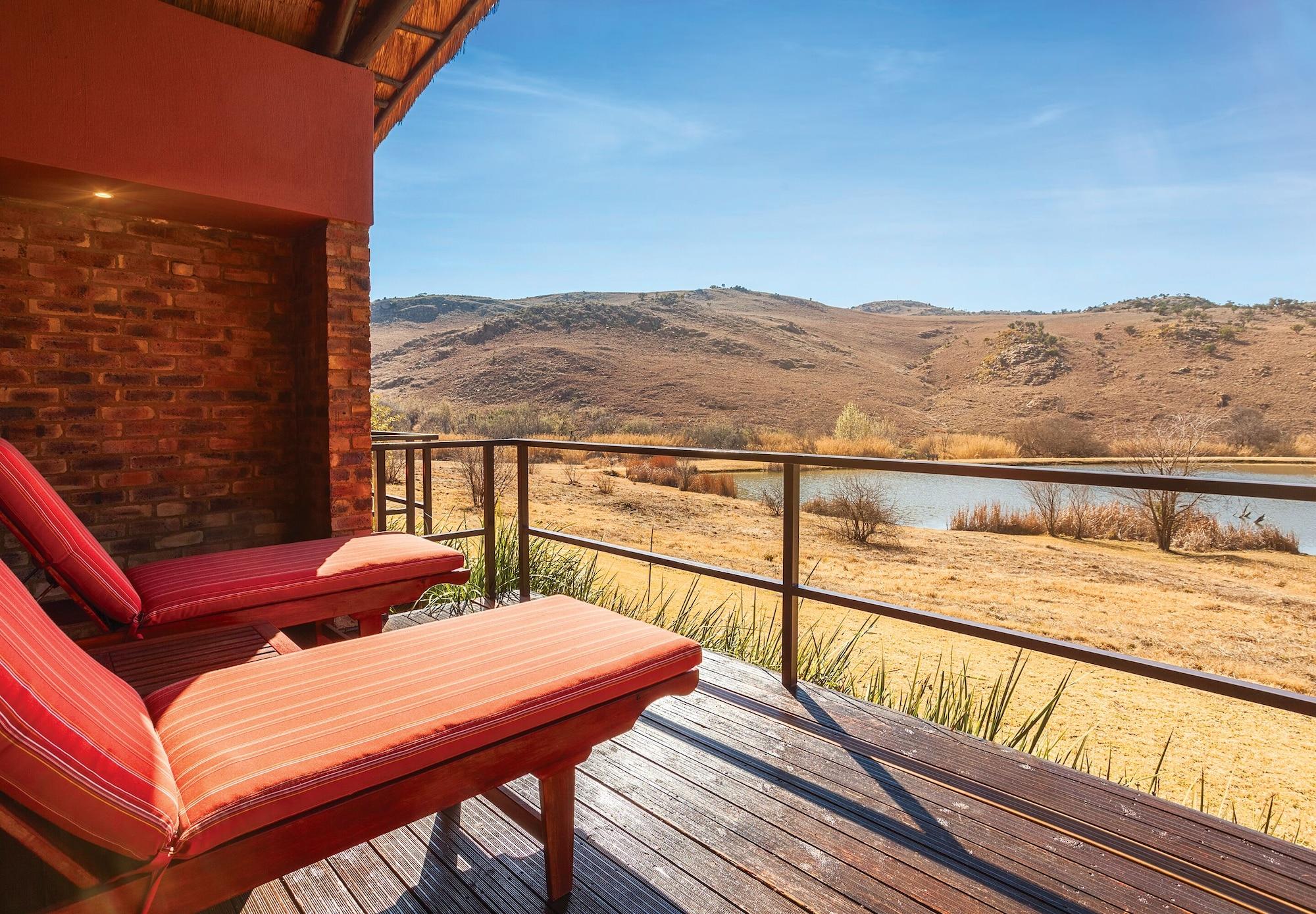 Kloofzicht Lodge & Spa Krugersdorp Exteriör bild View from the deck of a suite at the Tswalu Kalahari Reserve