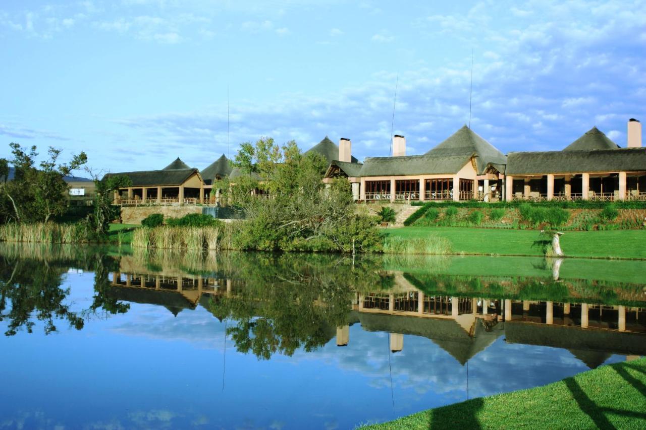 Kloofzicht Lodge & Spa Krugersdorp Exteriör bild The clubhouse at the Leopard's Nest Golf Resort