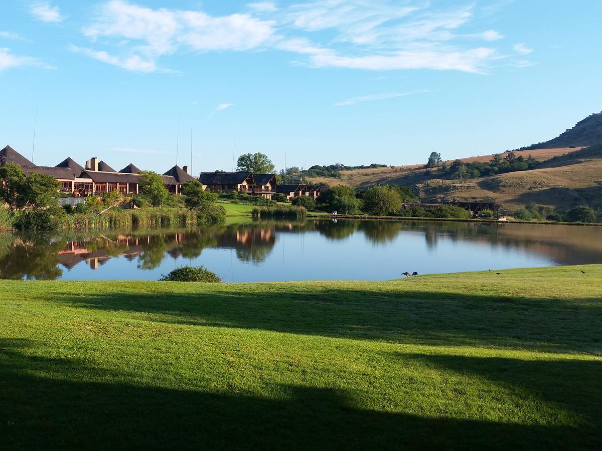 Kloofzicht Lodge & Spa Krugersdorp Exteriör bild The village of Sunstone